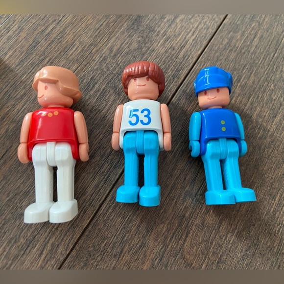 1988‎ Tomy Train No. 2 - Picture 2 of 4